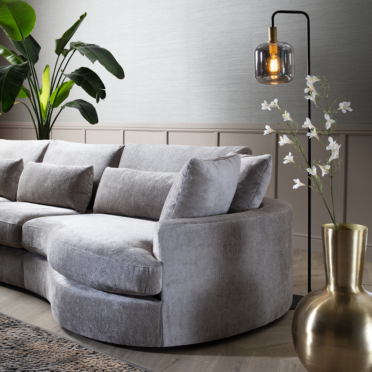 De nieuwste meubeltrend: organische vormen brengen natuurlijke elegantie in je interieur